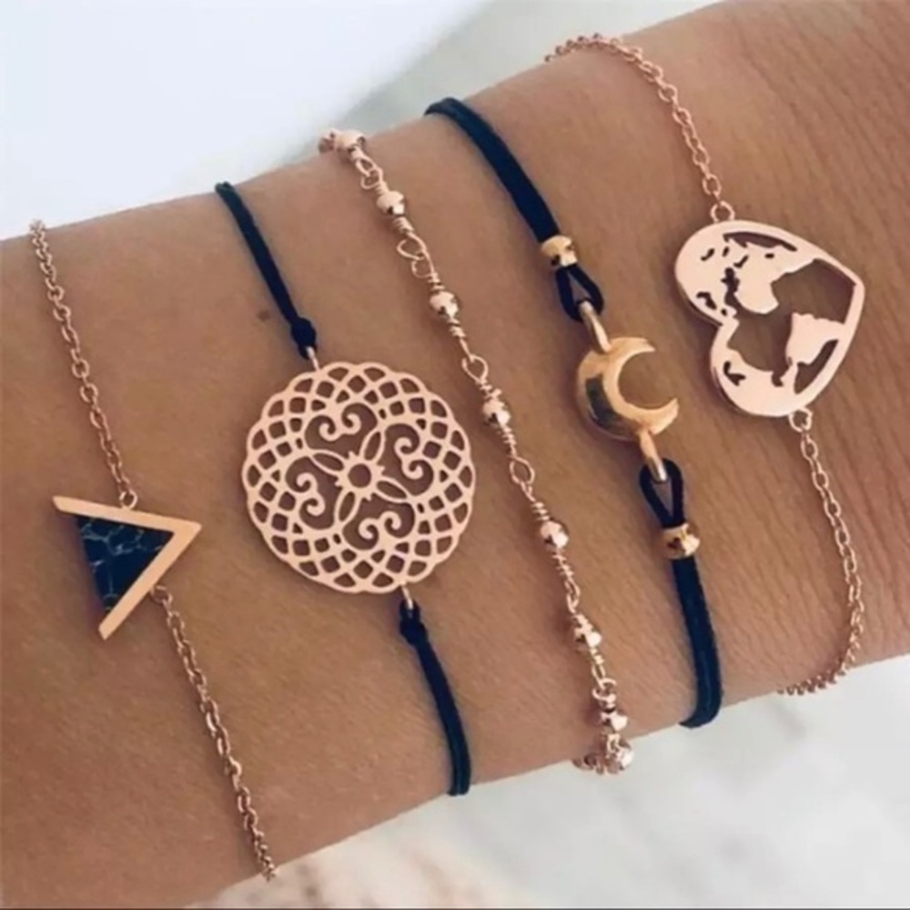 3/$30 🖤 Round Stone Tassel Bracelet set